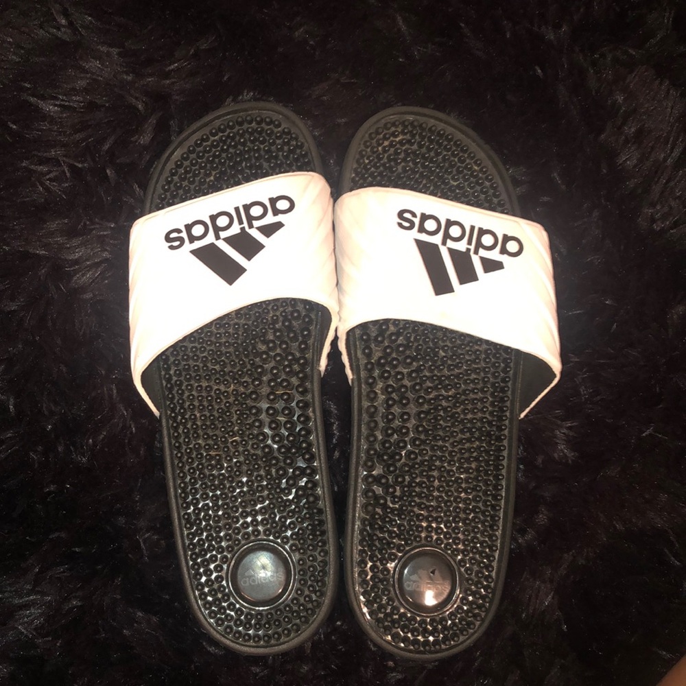 ✨adidas slides✨